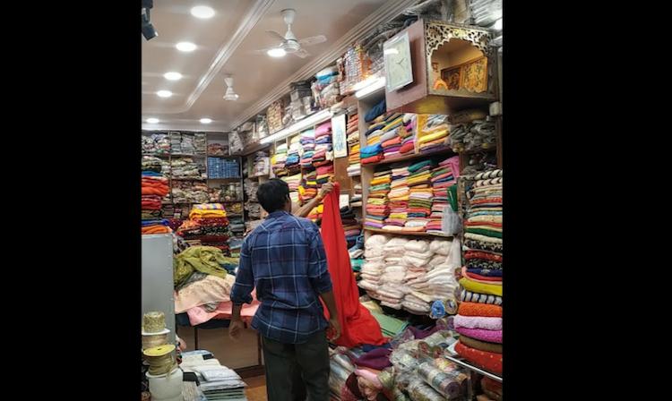 Agarwal & Sons- Pratap Market Road, Aminabad, Lucknow, Uttar Pradesh